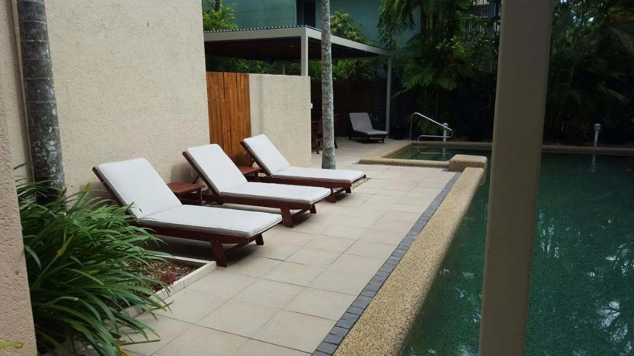 Aparthotel Nautilus Holiday Apartments Port Douglas